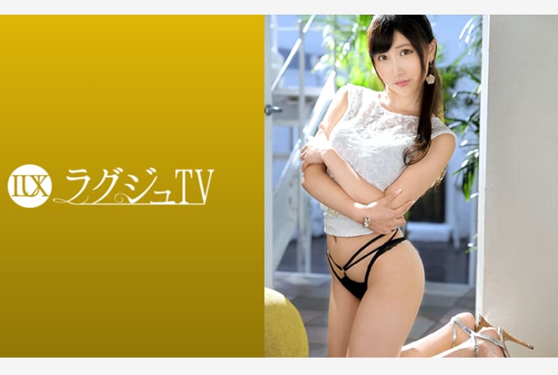 259LUXU-1187 モデル顔負けのスタイルをもったランジェリーショップ店員がAV出演！セクシーなランジェリーをイキ潮で濡らし、念願だったプロのテクニックに頬を染めながら喘ぎまくる！