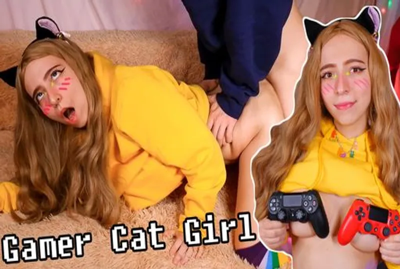Cute Gamer Girl Put inside Her Pussy a Gamepad &amp;amp; Got Three Creampies From Man