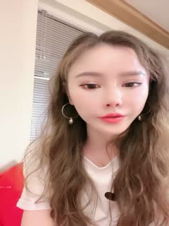 顶级女神 超美奶子粉红逼，看的我鼻血直流1的封面图