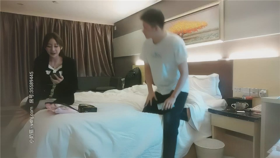 老李成名之战，魔都大圈四五千一炮，极品车模，高颜值女神，风骚魅惑，人间尤物1的封面图