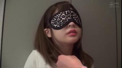 带眼罩的上门女郎