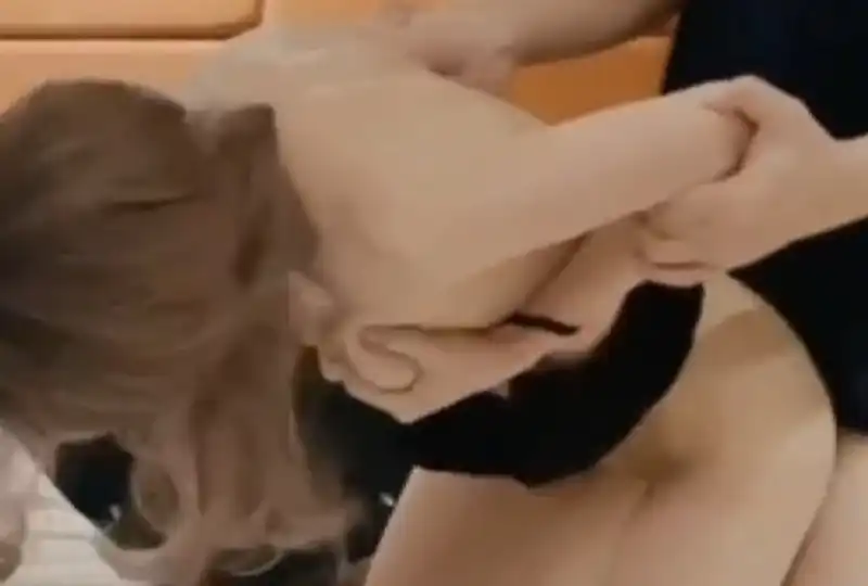 欲求不满勾引粉丝口爆的。！