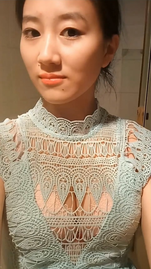 众筹高颜值美女大学生自慰视频流出高潮喷尿撸点很高的封面图